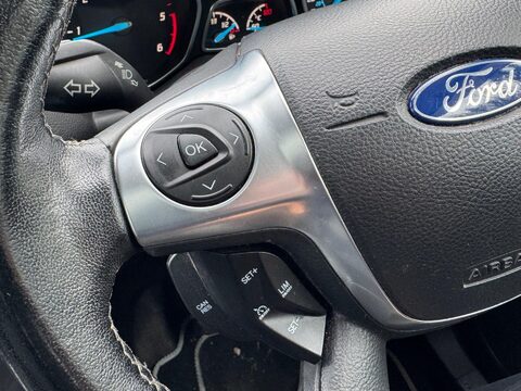 Ford Kuga 2.0 TDCi Titanium X 2WD Euro 5 5dr 26