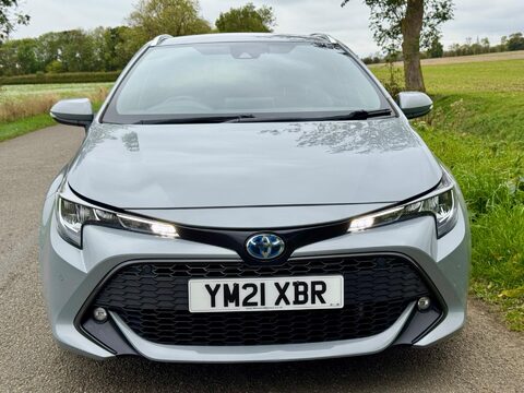 Toyota Corolla 1.8 VVT-h Design Touring Sports CVT Euro 6 (s/s) 5dr 5