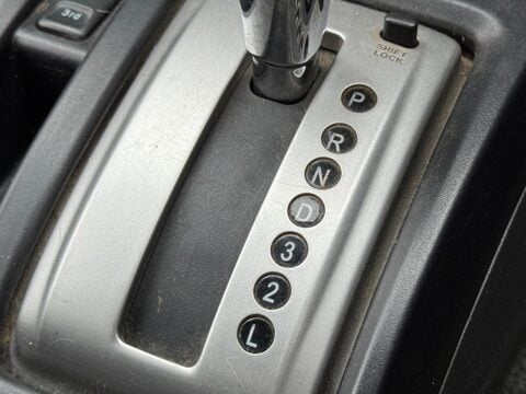 Isuzu Rodeo 3.0 CRD Denver Max LE Pickup 4dr Diesel Automatic 4WD (237 g/km, 161 bhp) 17