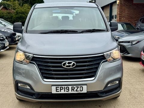 Hyundai I800 2.5 CRDi SE Euro 6 5dr 5