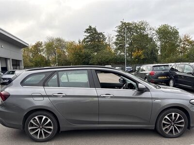 Fiat Tipo 1.6 MultiJetII Lounge Euro 6 (s/s) 5dr