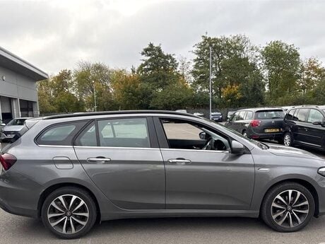 Fiat Tipo 1.6 MultiJetII Lounge Euro 6 (s/s) 5dr