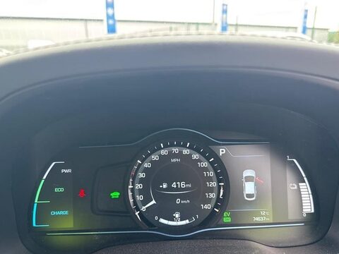 Hyundai IONIQ 1.6 h-GDi Premium SE DCT Euro 6 (s/s) 5dr 8