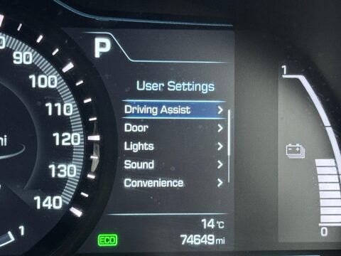 Hyundai IONIQ 1.6 h-GDi Premium SE DCT Euro 6 (s/s) 5dr 22