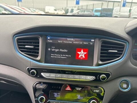 Hyundai IONIQ 1.6 h-GDi Premium SE DCT Euro 6 (s/s) 5dr 6