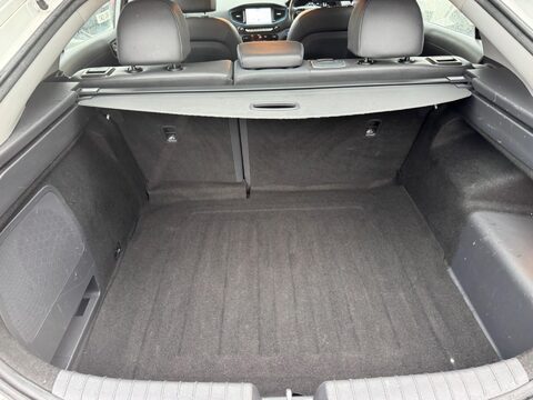 Hyundai IONIQ 1.6 h-GDi Premium SE DCT Euro 6 (s/s) 5dr 42