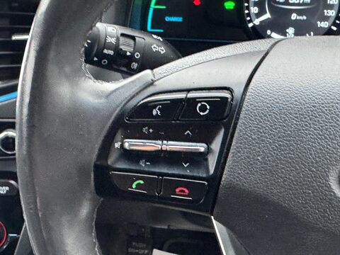 Hyundai IONIQ 1.6 h-GDi Premium SE DCT Euro 6 (s/s) 5dr 33