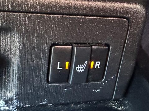 Toyota Prius+ 1.8 VVT-h Excel CVT Euro 6 (s/s) 5dr 29