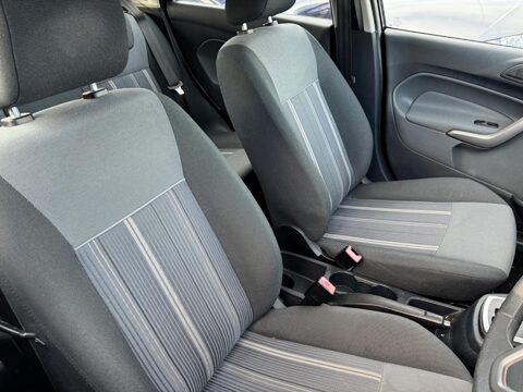 Ford Fiesta 1.4 Style + 5dr 10