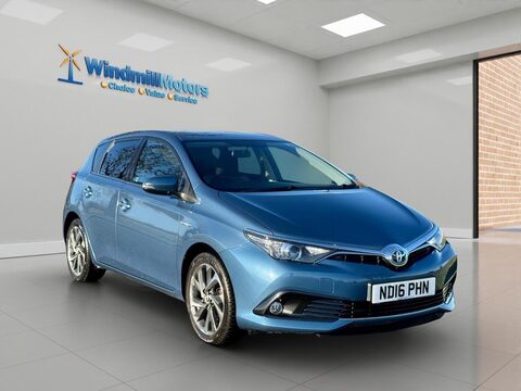 Toyota Auris 1.8 VVT-h Design CVT Euro 6 (s/s) 5dr 1