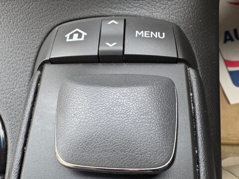 Lexus RX 3.5 450h V6 Advance CVT 4WD Euro 5 (s/s) 5dr (Sunroof) 27