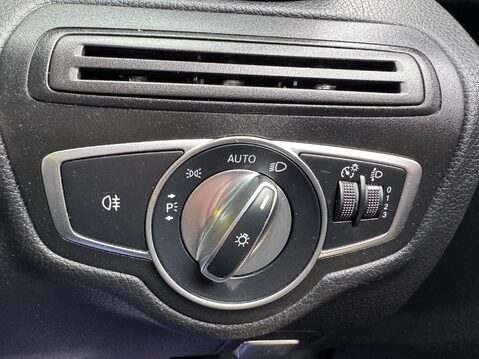 Mercedes-Benz C Class 2.1 C220d SE Executive Edition G-Tronic+ Euro 6 (s/s) 5dr 43