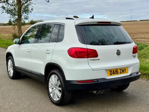 Volkswagen Tiguan 2.0 TDI BlueMotion Tech Match Edition 4WD Euro 6 (s/s) 5dr 8