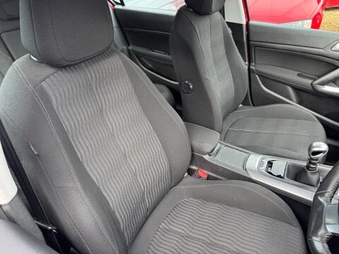 Peugeot 308 1.6 HDi Active Euro 5 (s/s) 5dr 10