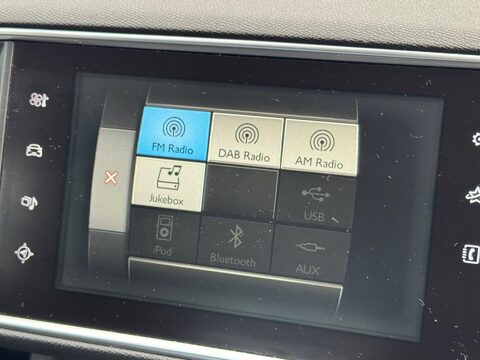 Peugeot 308 1.6 HDi Active Euro 5 (s/s) 5dr 17