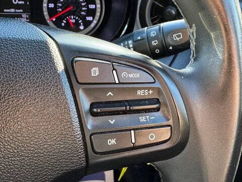 Hyundai i10 1.0 SE Connect Euro 6 (s/s) 5dr 26