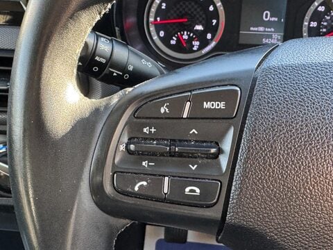 Hyundai i10 1.0 SE Connect Euro 6 (s/s) 5dr 25