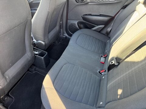 Hyundai i10 1.0 SE Connect Euro 6 (s/s) 5dr 35