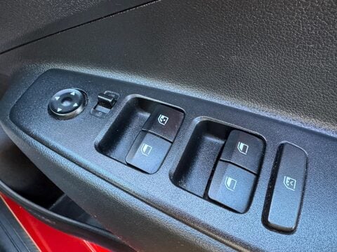 Hyundai i10 1.0 SE Connect Euro 6 (s/s) 5dr 31