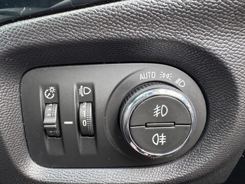 Vauxhall Corsa 1.2 Turbo SRi Premium Euro 6 (s/s) 5dr 32