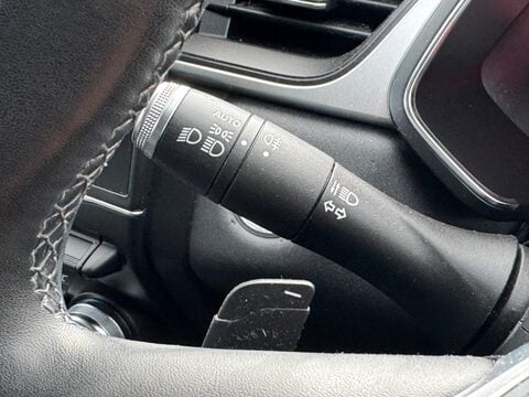 Renault Captur 1.3 TCe Iconic EDC Euro 6 (s/s) 5dr 30