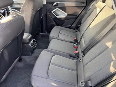 Audi Q3 1.5 TFSI CoD 35 Sport Euro 6 (s/s) 5dr 50