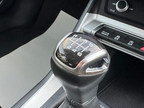 Audi Q3 1.5 TFSI CoD 35 Sport Euro 6 (s/s) 5dr 43