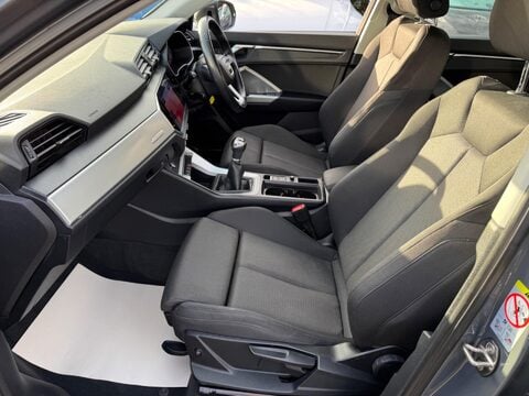 Audi Q3 1.5 TFSI CoD 35 Sport Euro 6 (s/s) 5dr 48