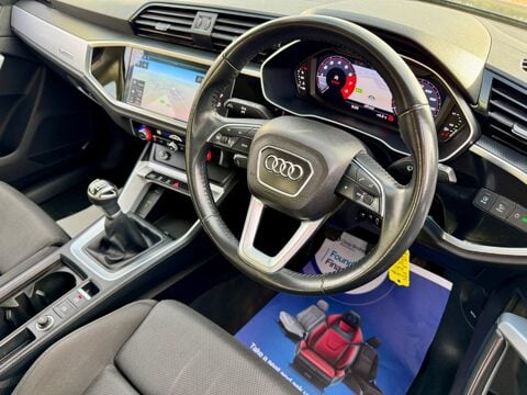 Audi Q3 1.5 TFSI CoD 35 Sport Euro 6 (s/s) 5dr 47