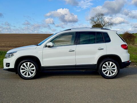Volkswagen Tiguan 2.0 TDI BlueMotion Tech Match 4WD Euro 5 (s/s) 5dr 7