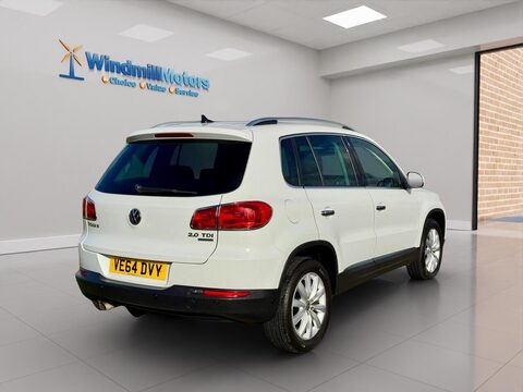 Volkswagen Tiguan 2.0 TDI BlueMotion Tech Match 4WD Euro 5 (s/s) 5dr 10