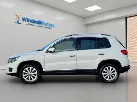 Volkswagen Tiguan 2.0 TDI BlueMotion Tech Match 4WD Euro 5 (s/s) 5dr 7