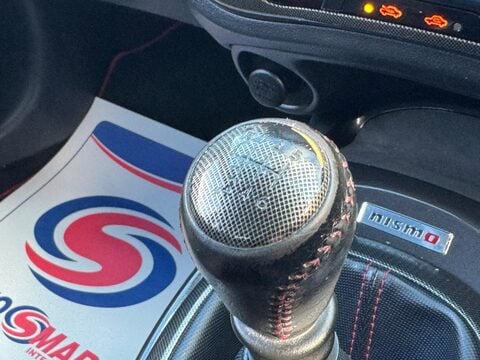 Nissan Juke 1.6 DIG-T Nismo RS Euro 6 5dr 31