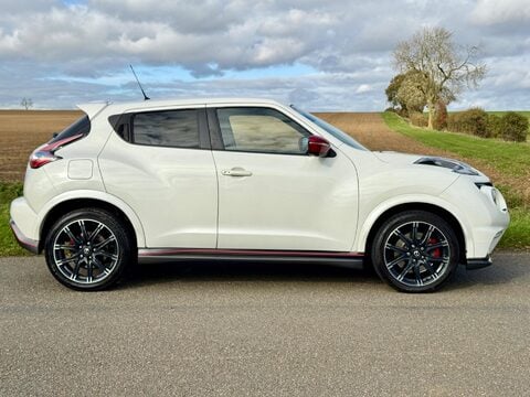 Nissan Juke 1.6 DIG-T Nismo RS Euro 6 5dr 3