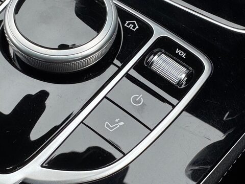 Mercedes-Benz E Class 2.0 E220d AMG Line G-Tronic+ Euro 6 (s/s) 5dr 44