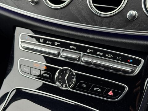 Mercedes-Benz E Class 2.0 E220d AMG Line G-Tronic+ Euro 6 (s/s) 5dr 41