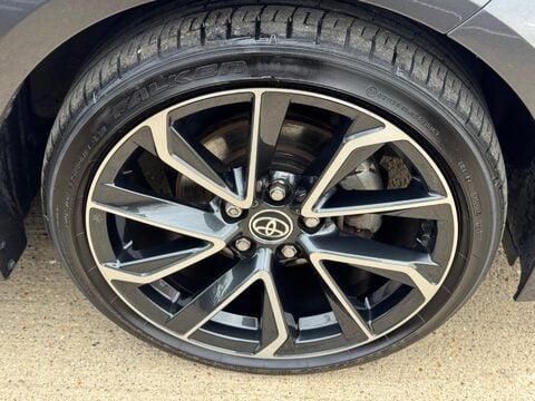 Toyota Corolla 1.8 VVT-h Excel Touring Sports CVT Euro 6 (s/s) 5dr 61