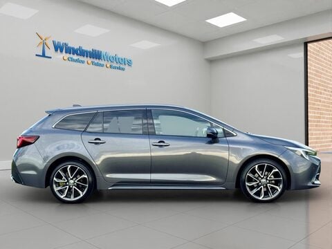 Toyota Corolla 1.8 VVT-h Excel Touring Sports CVT Euro 6 (s/s) 5dr 3