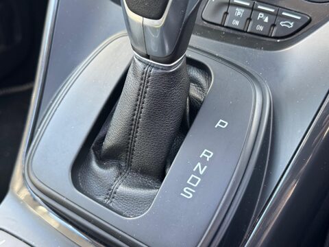 Ford Kuga 2.0 TDCi Titanium X Powershift AWD Euro 5 5dr 31