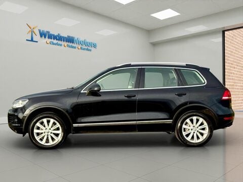 Volkswagen Touareg 3.0 TDI V6 BlueMotion Tech SE Tiptronic 4WD Euro 5 (s/s) 5dr 7