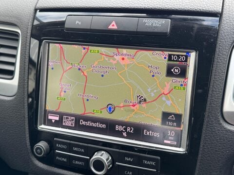 Volkswagen Touareg 3.0 TDI V6 BlueMotion Tech SE Tiptronic 4WD Euro 5 (s/s) 5dr 12