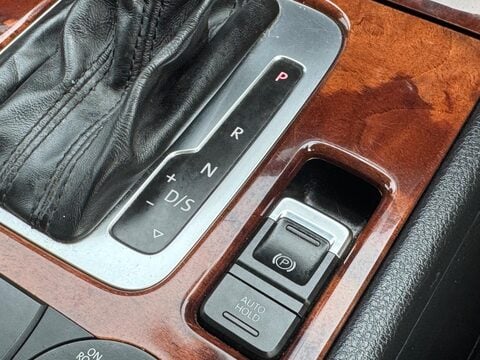 Volkswagen Touareg 3.0 TDI V6 BlueMotion Tech SE Tiptronic 4WD Euro 5 (s/s) 5dr 29