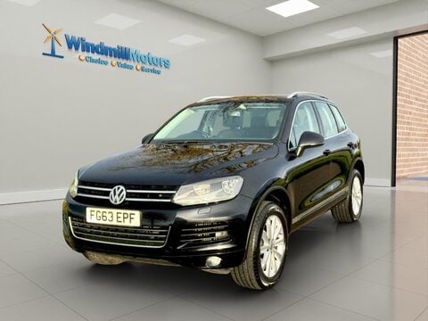 Volkswagen Touareg 3.0 TDI V6 BlueMotion Tech SE Tiptronic 4WD Euro 5 (s/s) 5dr 6