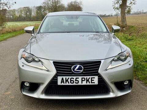Lexus Is 2.5 300h Executive Edition E-CVT Euro 6 (s/s) 4dr 5