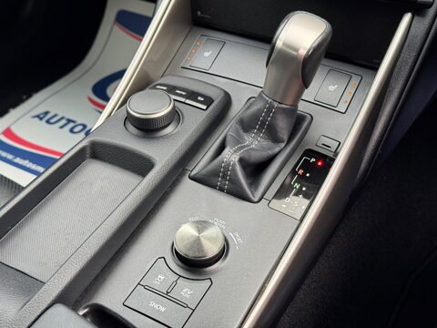 Lexus Is 2.5 300h Executive Edition E-CVT Euro 6 (s/s) 4dr 24