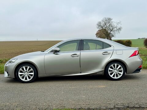 Lexus Is 2.5 300h Executive Edition E-CVT Euro 6 (s/s) 4dr 7