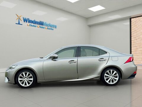 Lexus Is 2.5 300h Executive Edition E-CVT Euro 6 (s/s) 4dr 7