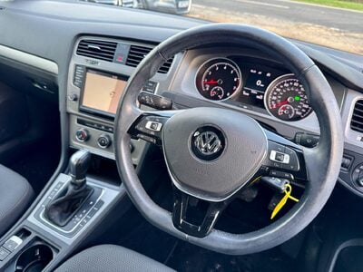 Volkswagen Golf 1.4 TSI BlueMotion Tech Match DSG Euro 5 (s/s) 5dr