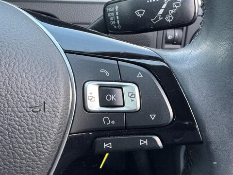 Volkswagen Golf 1.4 TSI BlueMotion Tech Match DSG Euro 5 (s/s) 5dr 25