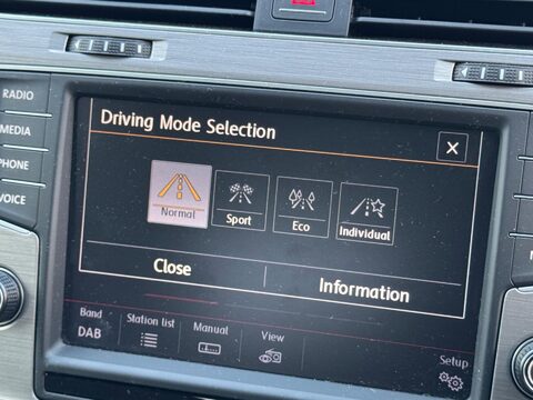 Volkswagen Golf 1.4 TSI BlueMotion Tech Match DSG Euro 5 (s/s) 5dr 20